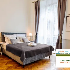 Angel House Apartmanhotel Krakkó
